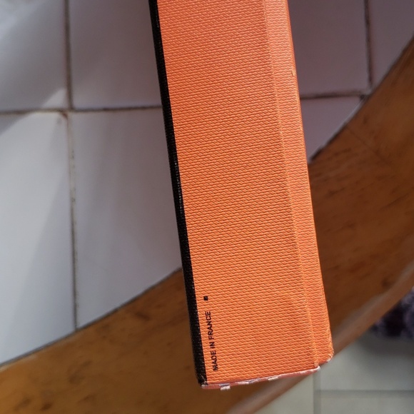 Hermes Brown alligator leather wallet.  Excellent condition. - Picture 8 of 8